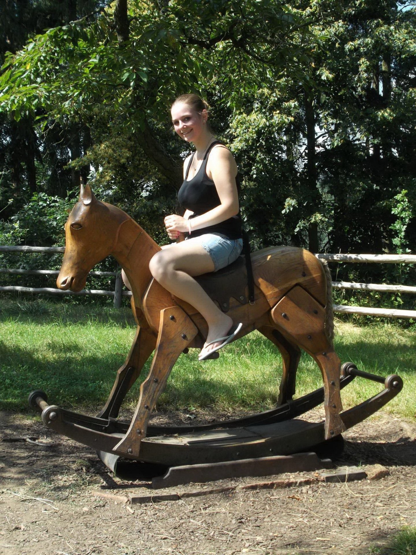 DemonicKyra from Cardiff,United Kingdom